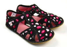 Ef Barefoot papuče 386 Black Hearts Ef Barefoot papuče 386 Black Hearts